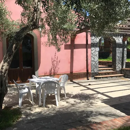Del Nespolo Villa *